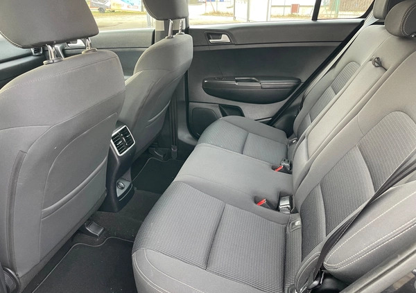 Kia Sportage cena 62999 przebieg: 181526, rok produkcji 2016 z Piła małe 781